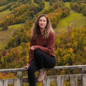 Meet your Posher, Hannah